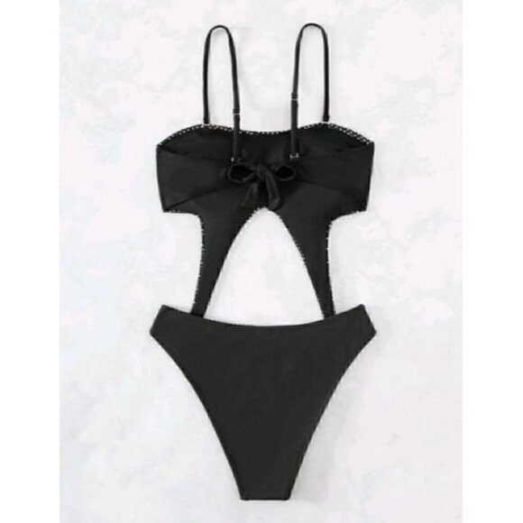 Black  Detail Cut Out One Piece Swimsuit - Picture 4 of 7